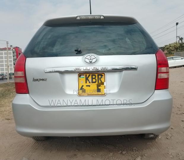 Toyota Wish 2006 Silver