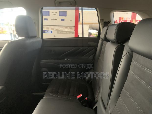 Mitsubishi Outlander 2.4 PHEV AWD 2019 Black