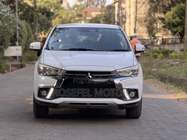 Mitsubishi RVR 2019 White