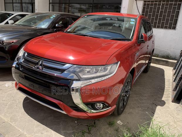 Mitsubishi Outlander 2.4 PHEV AWD 2019 Red