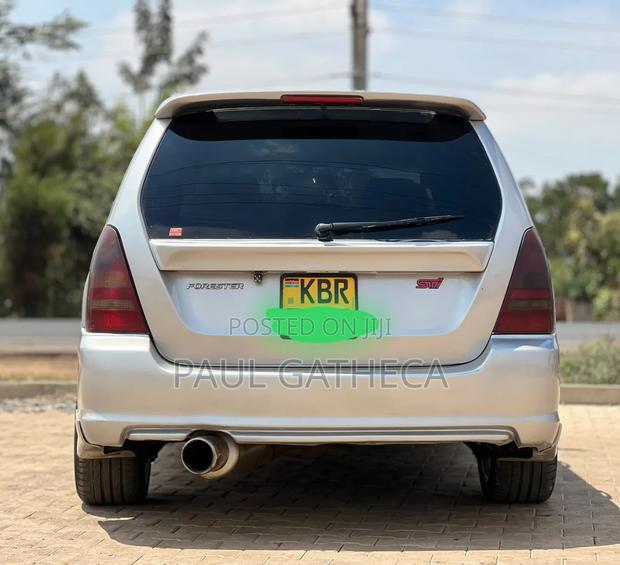 Subaru Forester 2005 Gray