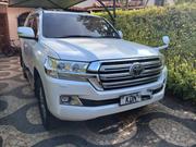 Toyota Land Cruiser 4.6 V8 AX G Selection 2016 White for sale