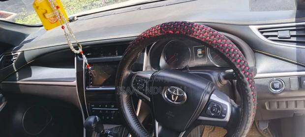 Toyota Harrier 2.0 2015 White
