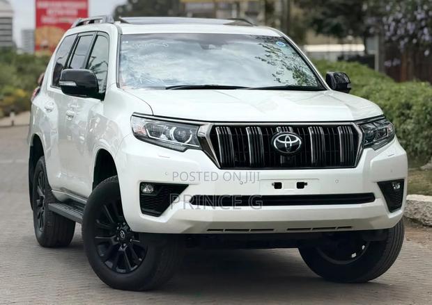 Toyota Land Cruiser Prado 2.8 2021 White