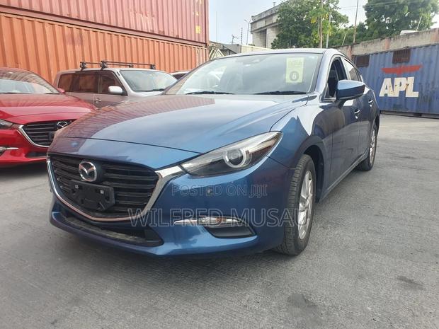 Mazda Axela 2018 Blue