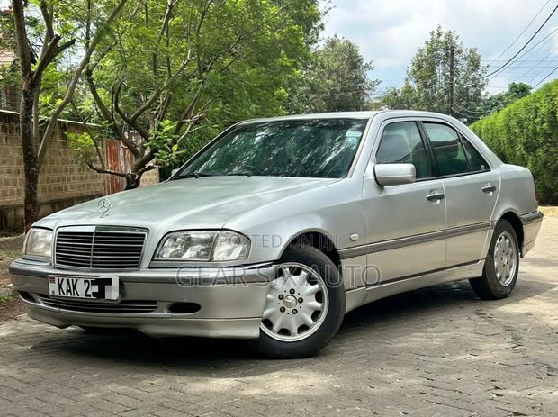 Mercedes-Benz E200 1998 Silver