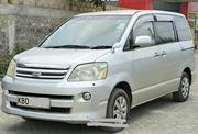 Toyota Noah 2005 Silver for sale