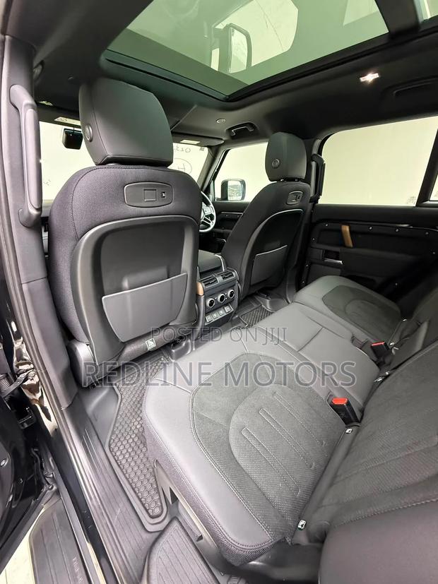 Rover Land 2023 Black