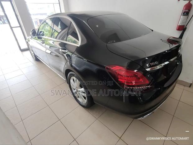 Mercedes-Benz C180 2018 Black