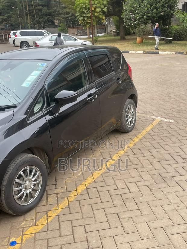 Nissan Note 2016 Black