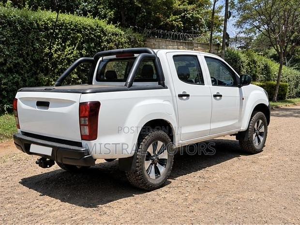 Isuzu D-MAX 2018 White