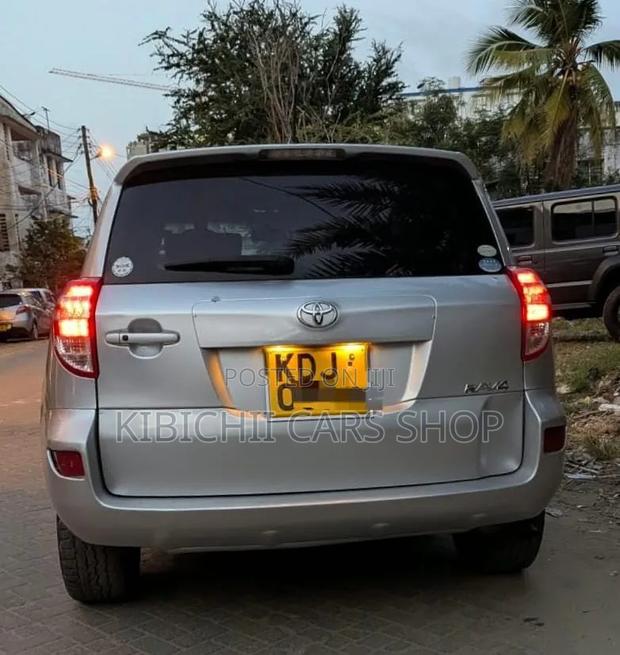 Toyota RAV4 2015 Silver
