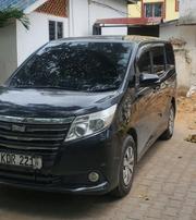 Toyota Noah 2.0 FWD (7 Seater) 2017 Black for sale