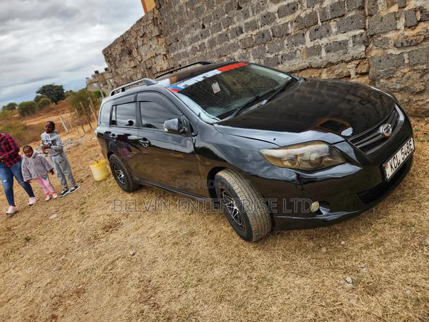 Toyota Corolla Fielder 2011 Black