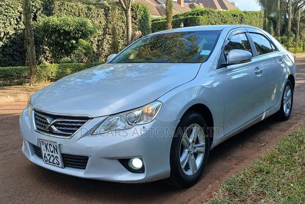 Toyota Mark X 2011 Silver