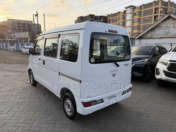 Daihatsu Move 2019 White