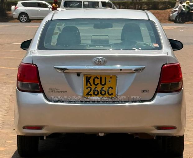 Toyota Axio 2012 Gold