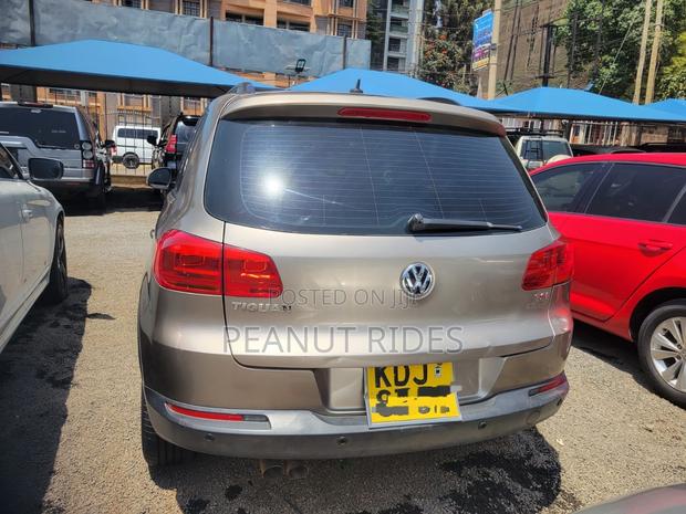 Volkswagen Tiguan 2015 Beige