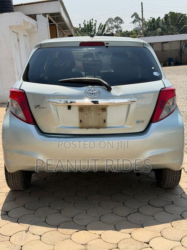 Toyota Vitz 2014