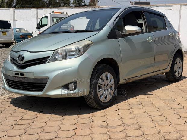 Toyota Vitz 2014
