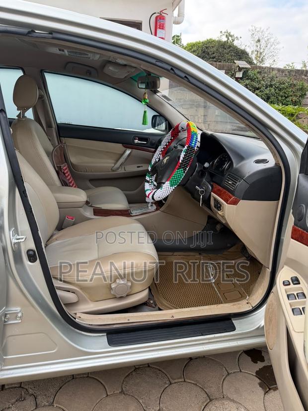 Toyota Premio 2006