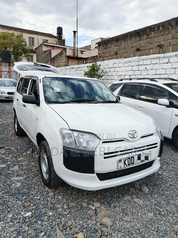 Toyota Probox 1.5 DX Comfort 2WD 2016 White