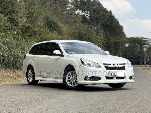 Subaru Legacy 2014 White