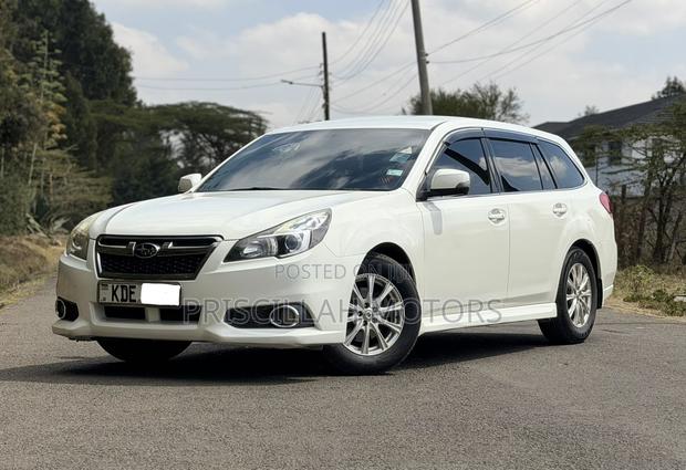 Subaru Legacy 2014 White