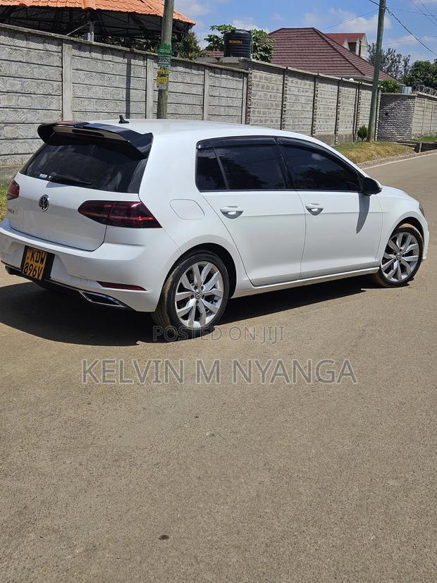 Volkswagen Golf 2018 White