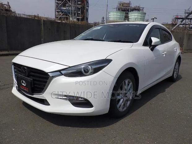 Mazda Axela 2019 White