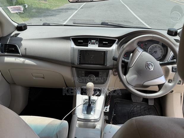 Nissan Bluebird 2015 Silver