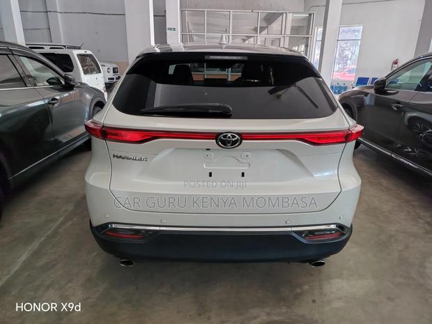 Toyota Harrier 2.0 2020 White
