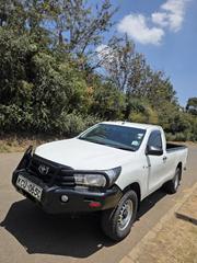 Toyota Hilux 2019 White for sale