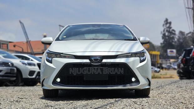 Toyota Corolla L 2020 White