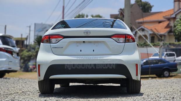 Toyota Corolla L 2020 White