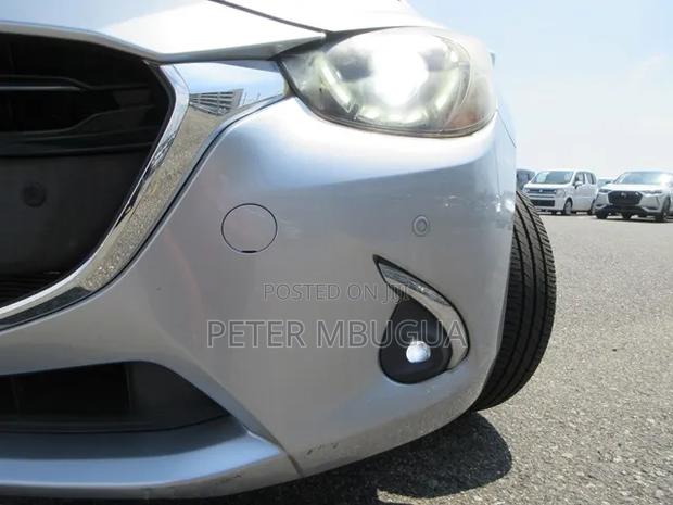 Mazda Demio 2019 Silver