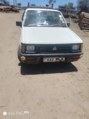 Mitsubishi L200 2000 White for sale
