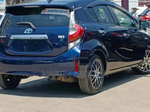 Toyota Aqua 2019 Blue