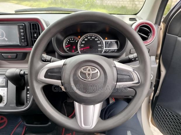 Toyota Passo 1.0 FWD 2018 Beige