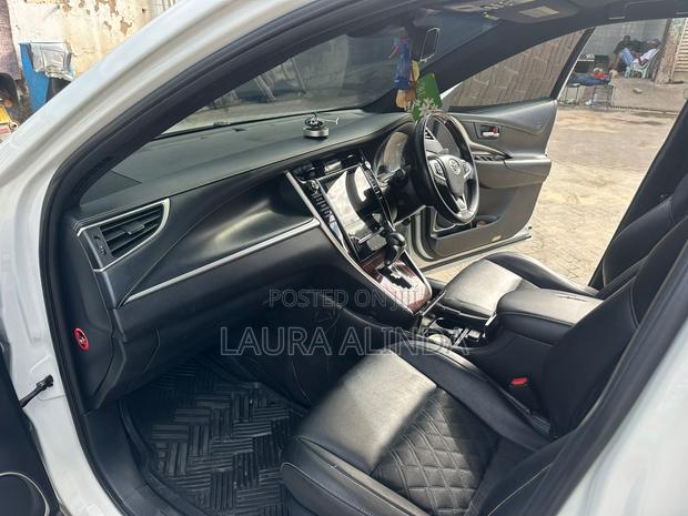 Toyota Harrier 2018 White