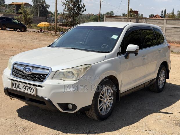 Subaru Forester 2014 Pearl