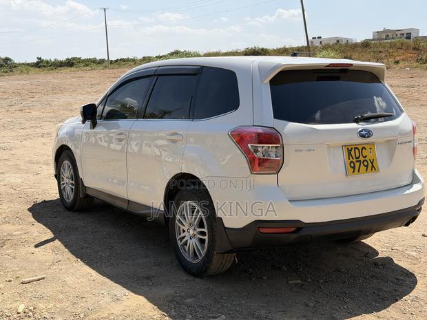 Subaru Forester 2014 Pearl