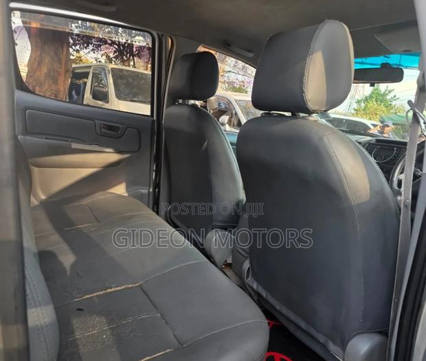 Toyota Hilux 2008 Silver