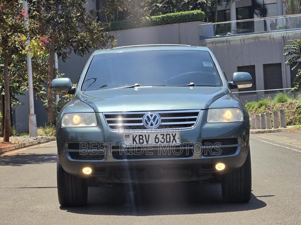 Volkswagen Touareg 3.0 V6 TDi Automatic 2006 Gray