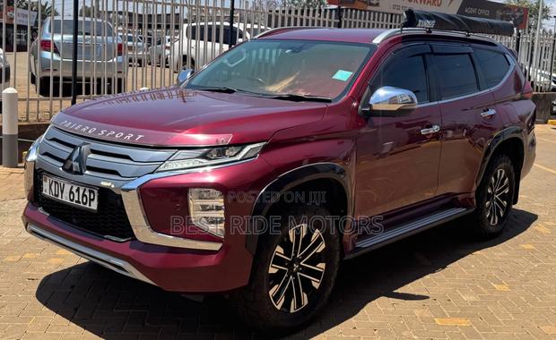 Mitsubishi Pajero 2020 Red
