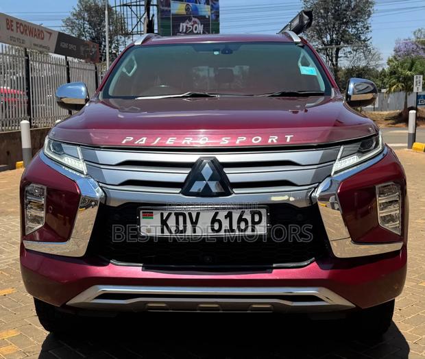 Mitsubishi Pajero 2020 Red