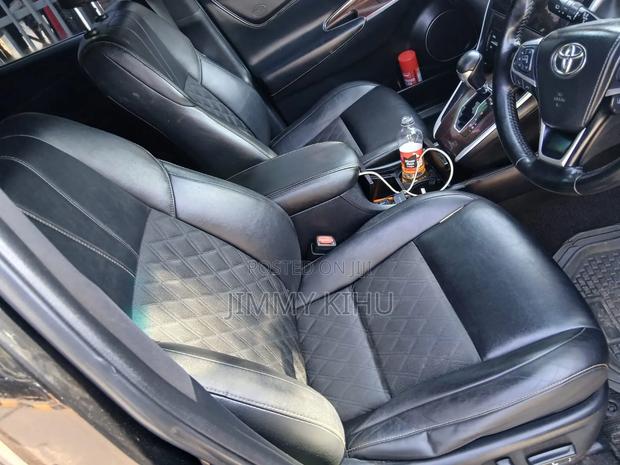 Toyota Harrier 2.0 2015 Black