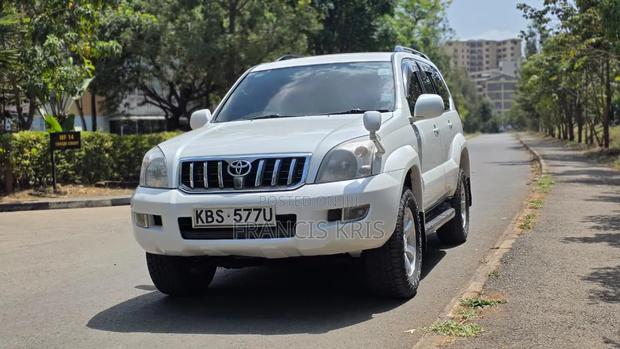 Toyota Land Cruiser Prado 2007 White
