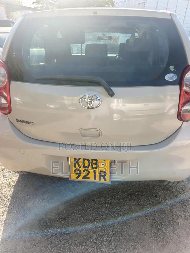 Toyota Passo 2013 Beige