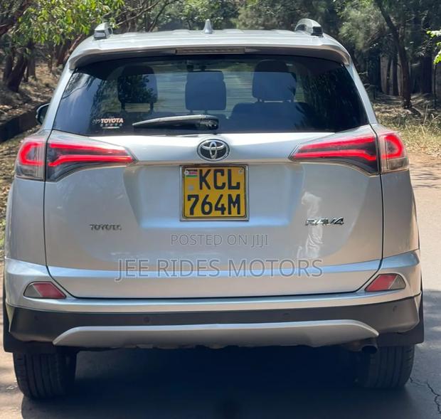 Toyota RAV4 2016